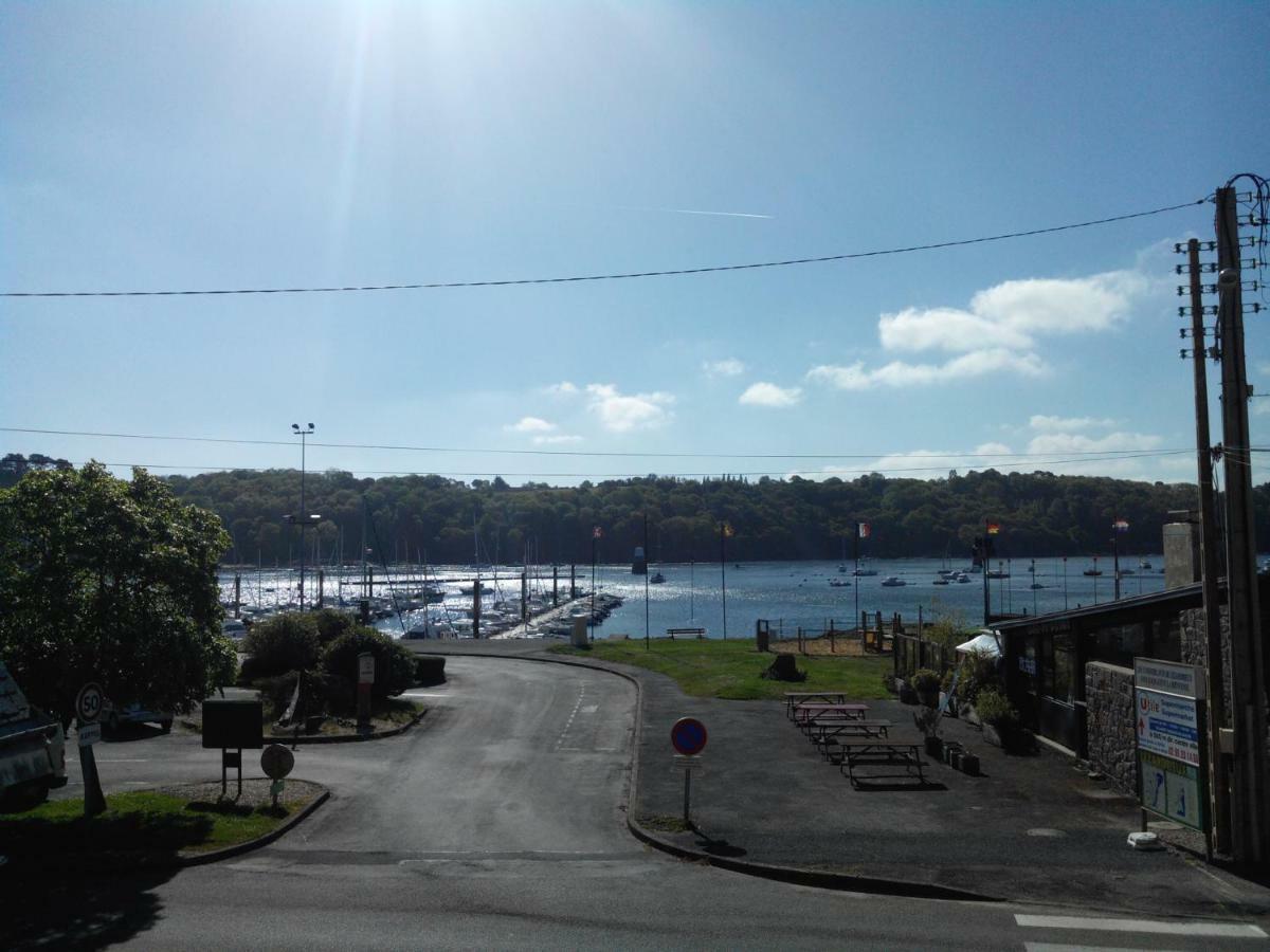 Gite Du Port Sur La Presqu'Ile De Lézardrieux Exterior foto