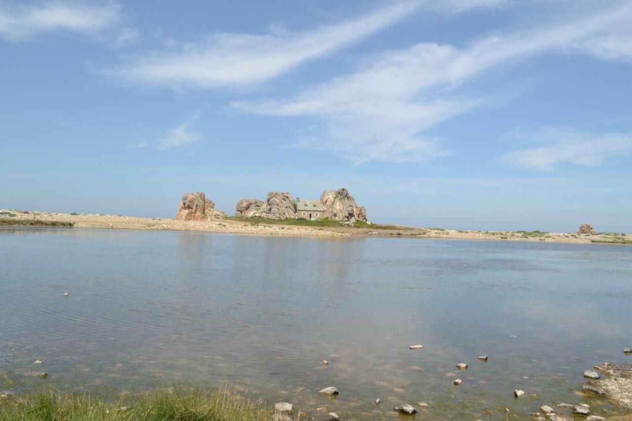 Gite Du Port Sur La Presqu'Ile De Lézardrieux Exterior foto